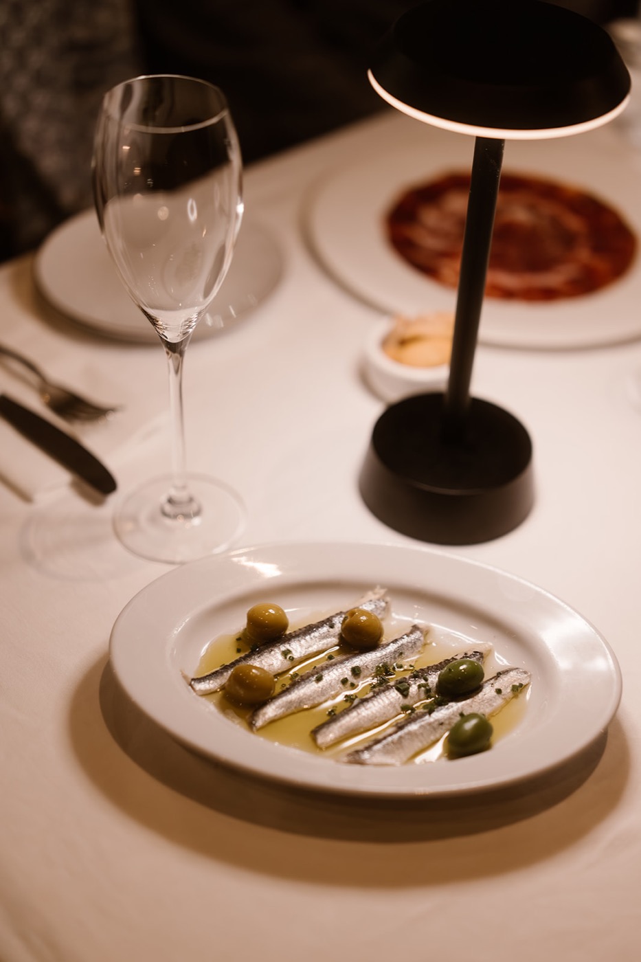 Tapasgerecht op tafel