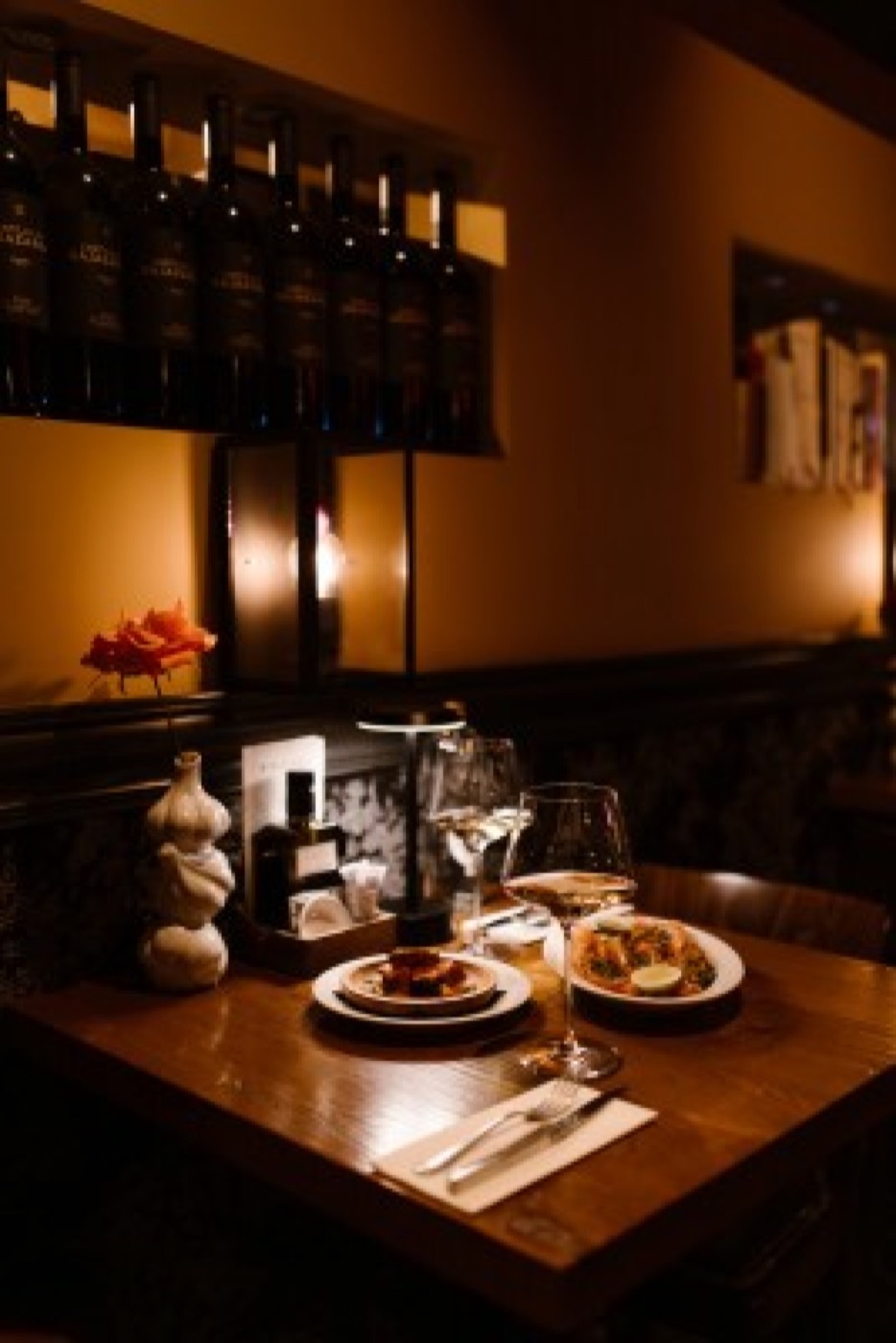 Gedekte tafel in het restaurant